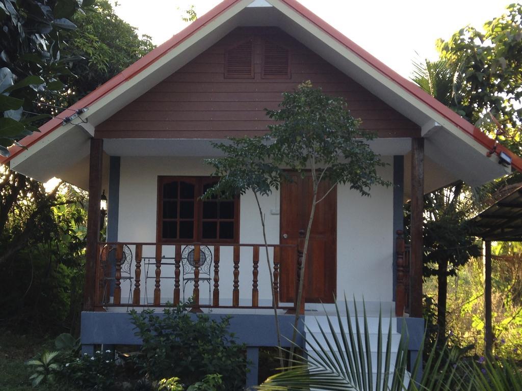 Areeya Resort Watthana Nakhon Exterior foto