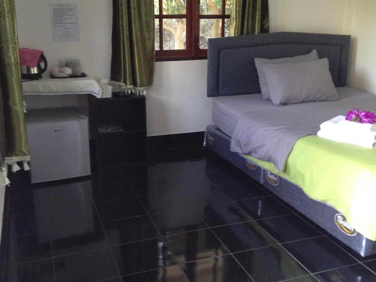Areeya Resort Watthana Nakhon Exterior foto